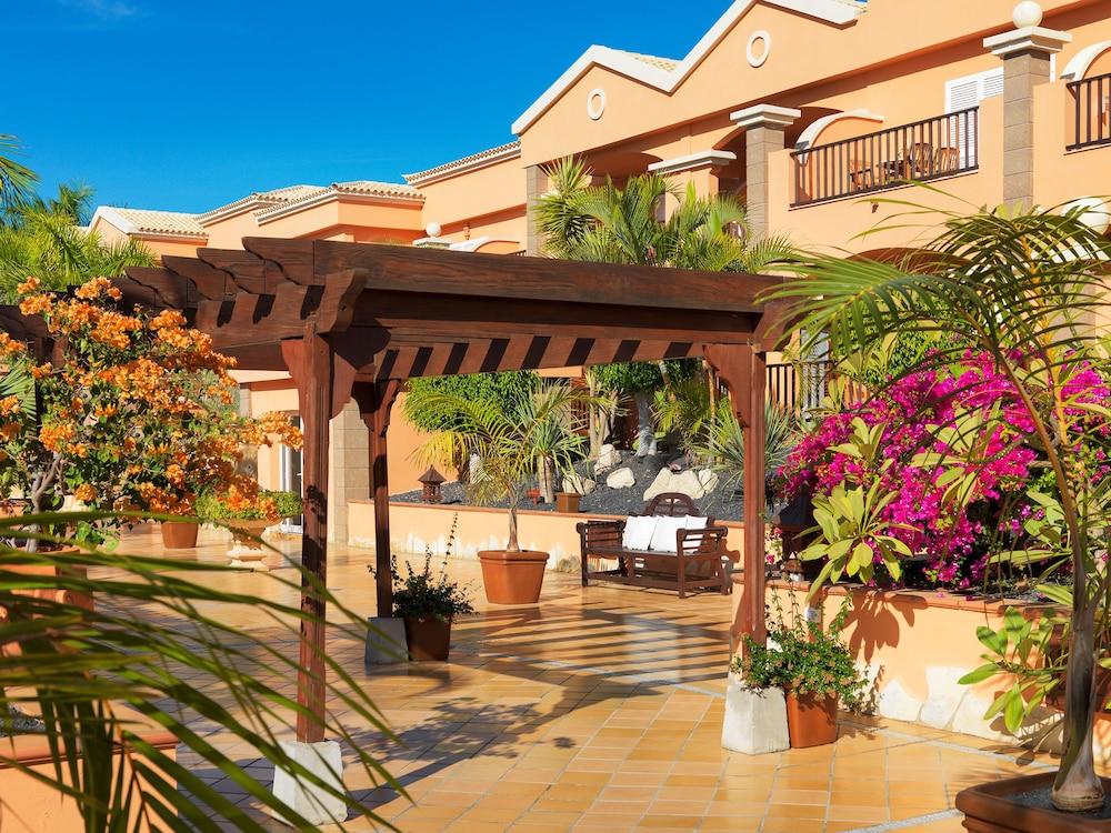 Hotel Garden Eco Resort&villas 4*